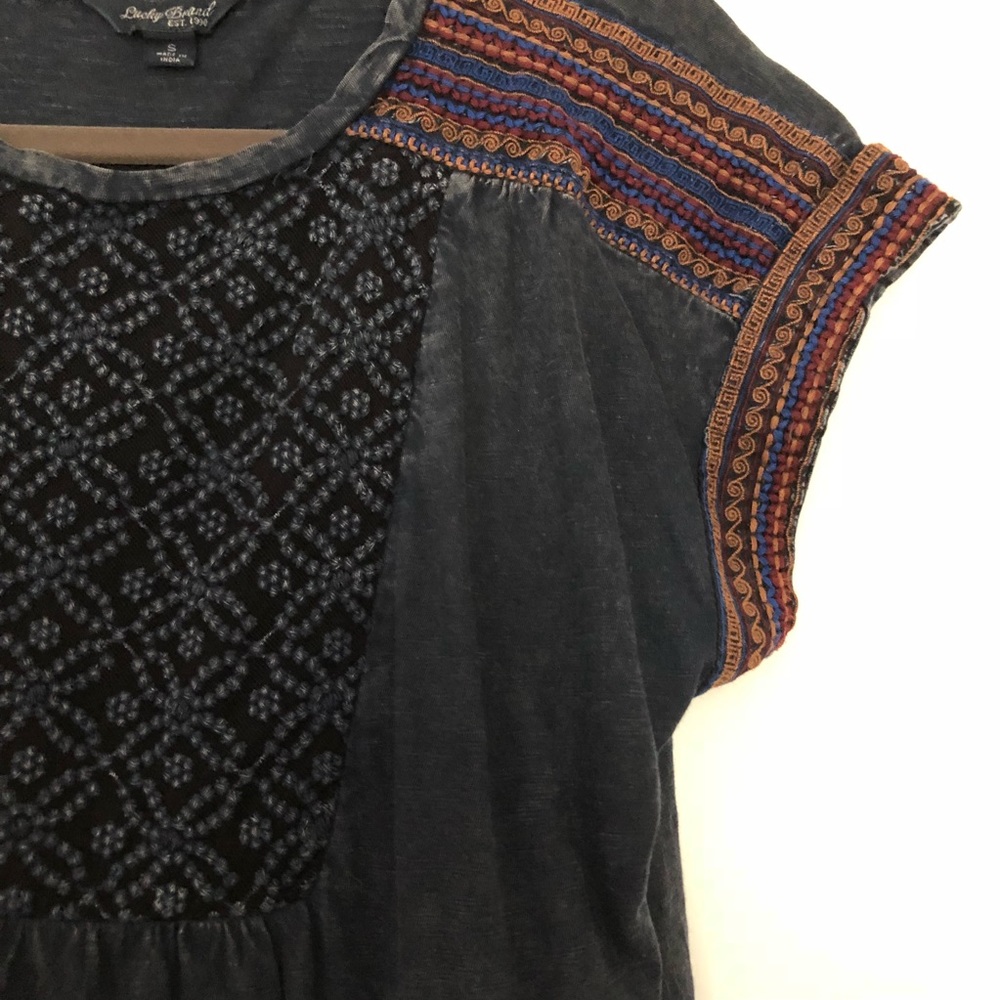 LUCKYBRAND Top